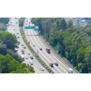大雨过后“井水不犯河水”照进现实 路面<span class=